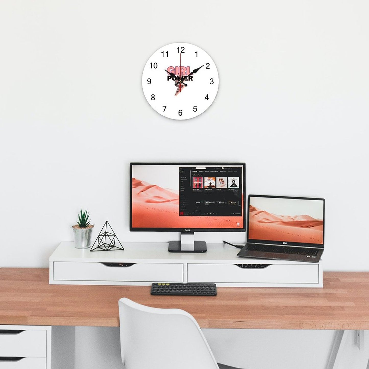 Concise Silent Wooden Wall Clock-9.84"x9.84"/ 25x25cm