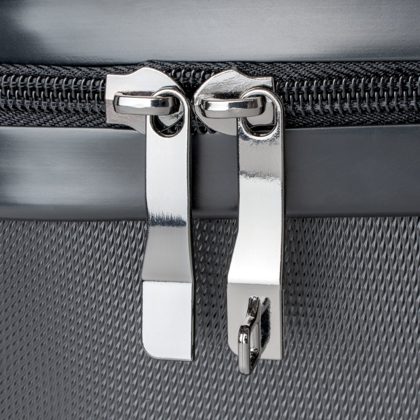 COLORFUL GRAFFITI Suitcase-SMALL, MEDIUM, LARGE (with lock/4 double swivel wheels/inner pockets)