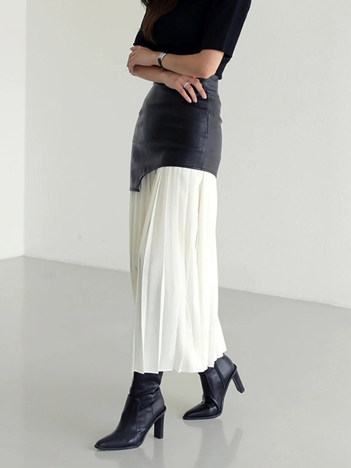 ON SALE:::: PU Leather/Polyester Pleated Contrast High Rise Skirt-SMALL-2XL