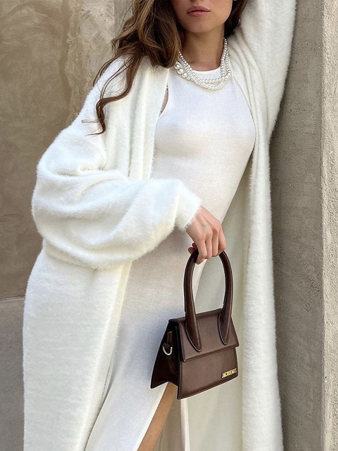 Side Slit Round Neck Sleeveless Dress (white/black/tan)