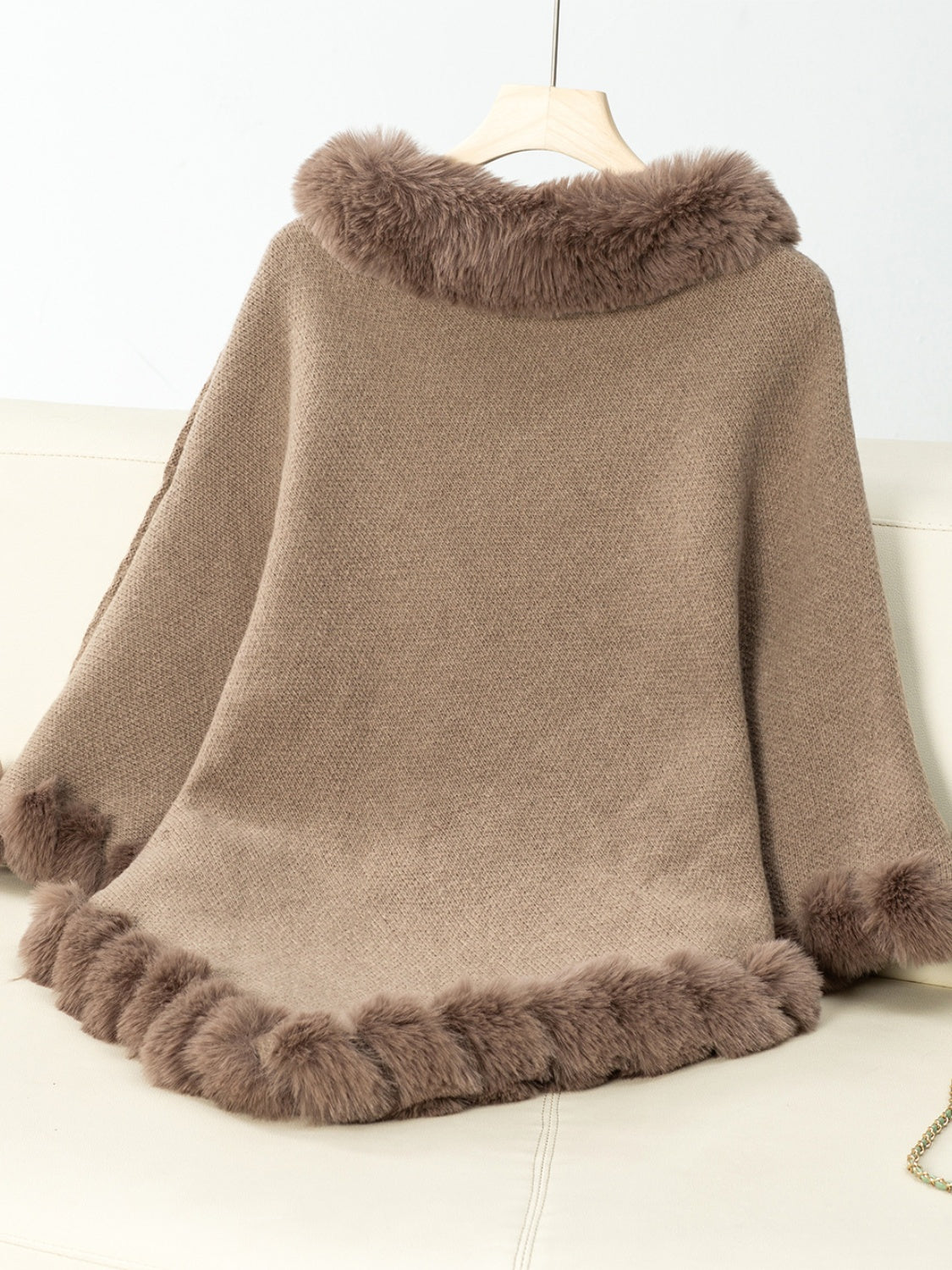 Fuzzy Trim Texture Three-Quarter Sleeve Poncho (beige/camel/grey/brown/black/burgundy)