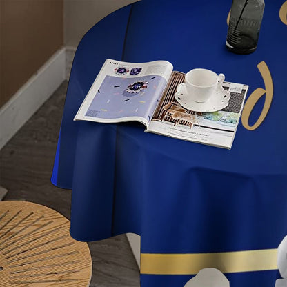 Round Tablecloth on Round Table