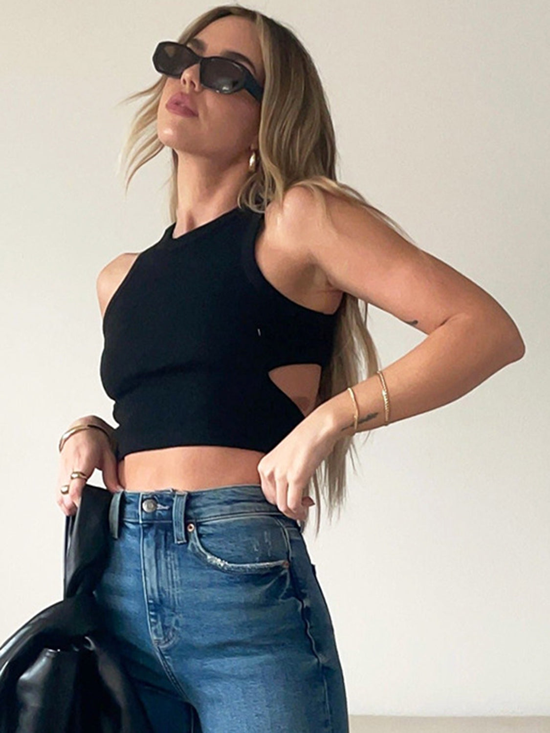 Cutout Round Neck Tank-*XS-L (white/gray/moss/orange/black/caramel/mid green/lemon/lavender)