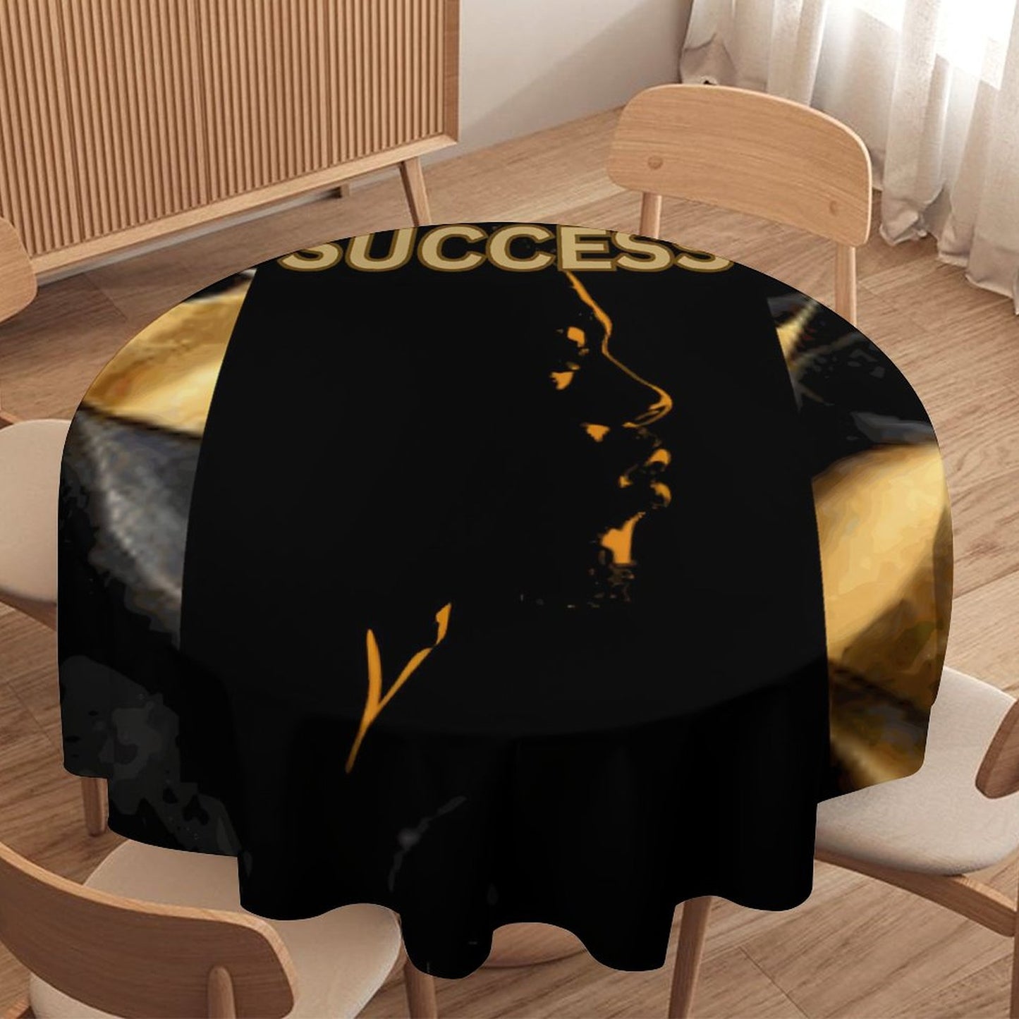 Round Tablecloth on Round Table