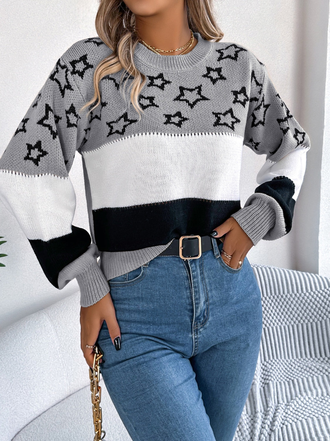 Star Contrast Round Neck Sweater-SMALL-XL