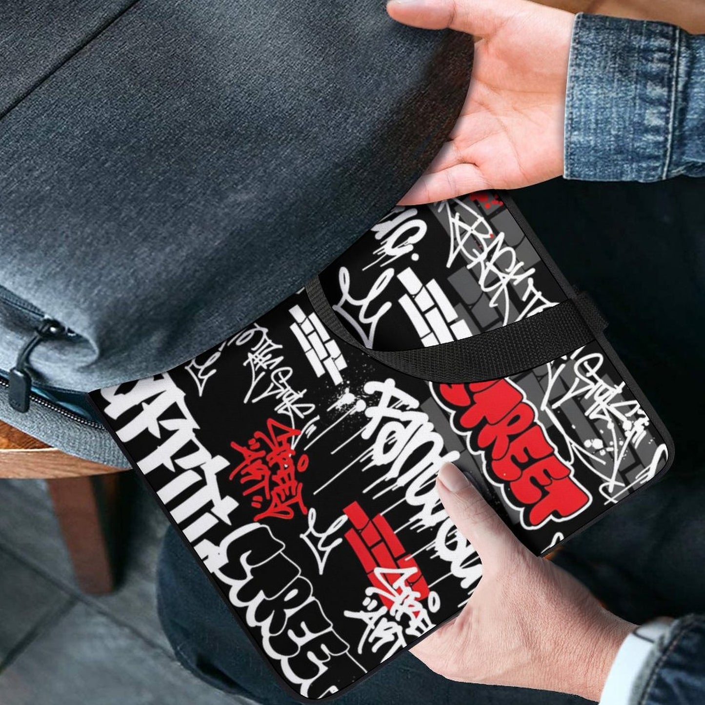 B/R/W GRAFFITI Custom Laptop Case