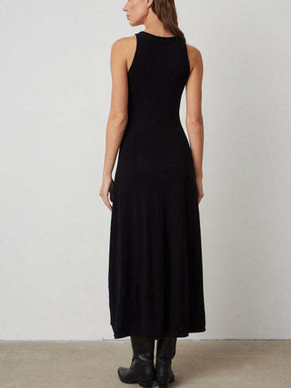 Side Slit Round Neck Sleeveless Dress (white/black/tan)