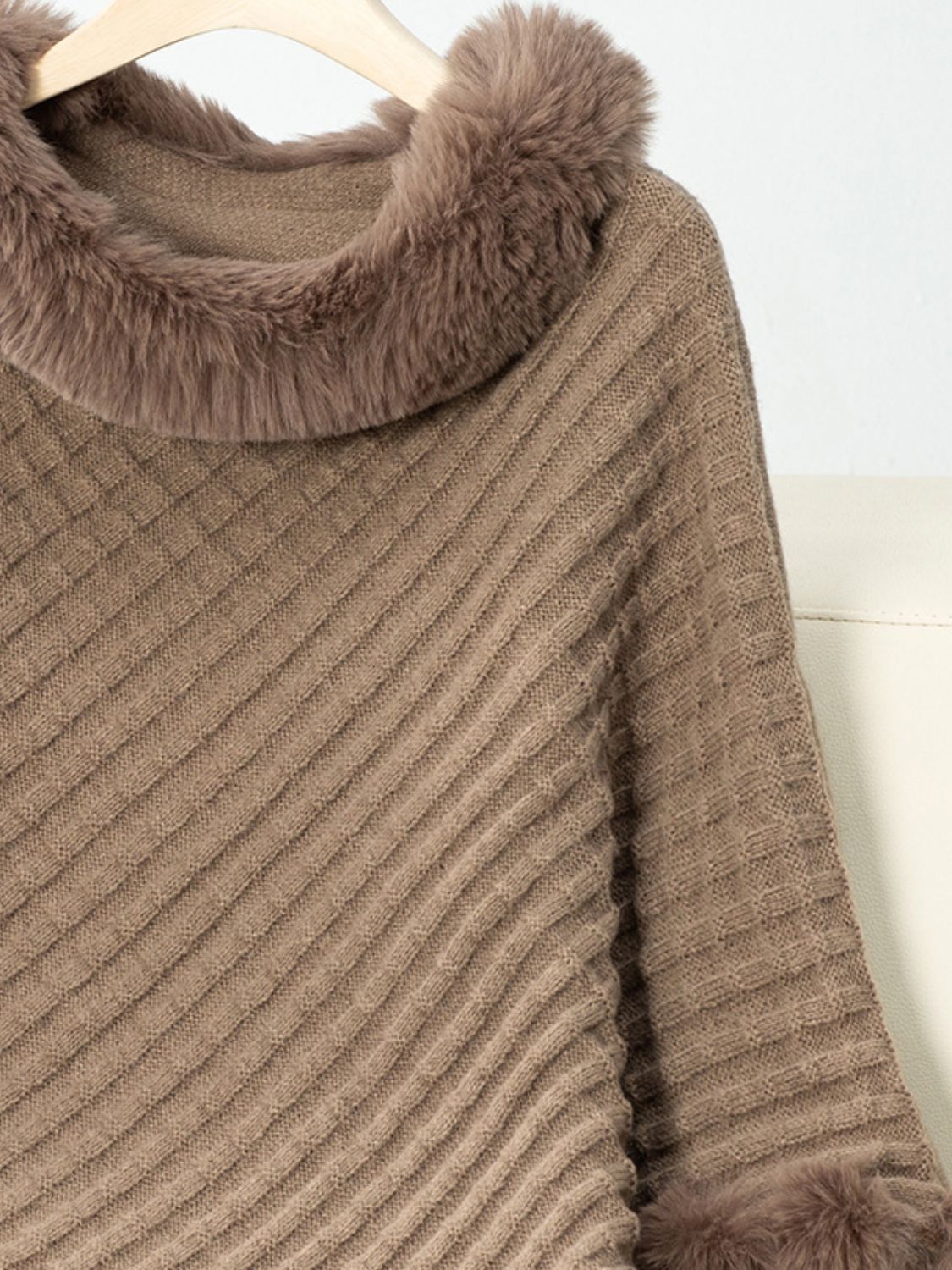 Fuzzy Trim Texture Three-Quarter Sleeve Poncho (beige/camel/grey/brown/black/burgundy)