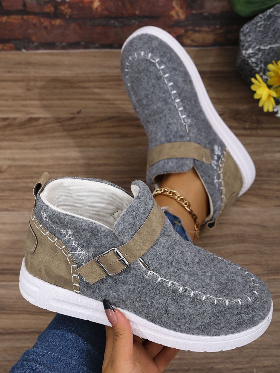 Contrast Round Toe Buckle Loafers (black/dusty blue/grey)