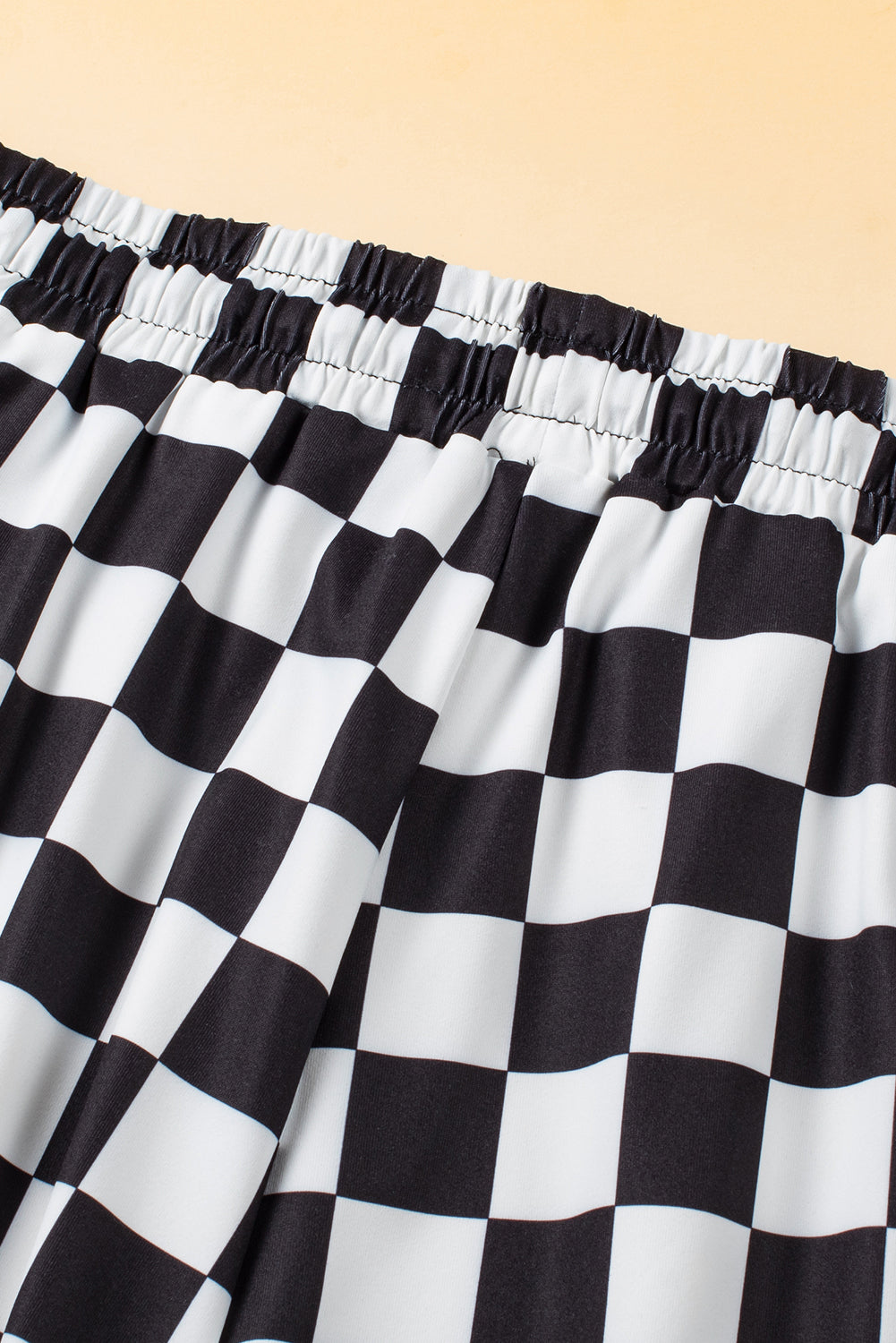 Drawstring Checkered Shorts with Pockets (black/hot pink)-S-XL