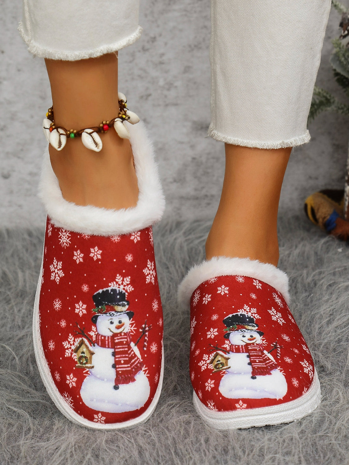 Snowman Print Flat Slippers with Faux Fur (blue/red)