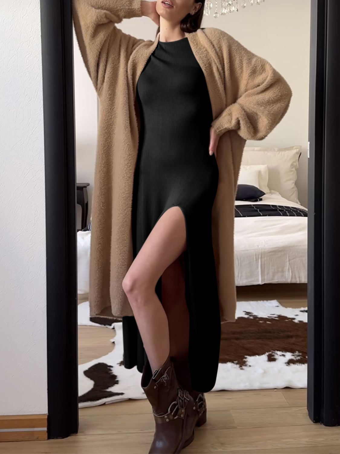 Side Slit Round Neck Long Sleeve Dress (white/black/tan)
