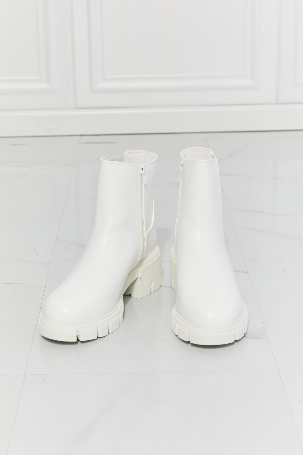 Patent Leather Lug Sole Boots/ White-6-11