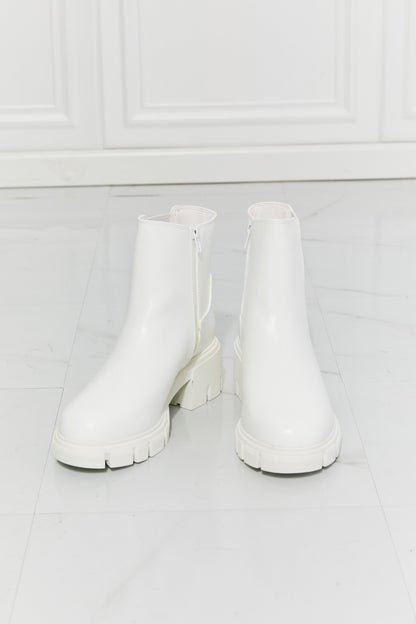 Patent Leather Lug Sole Boots/ White-6-11